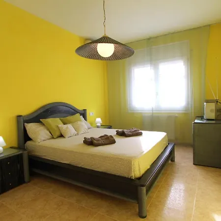 Leon Inmo Casa Roma - 12724 Holiday home